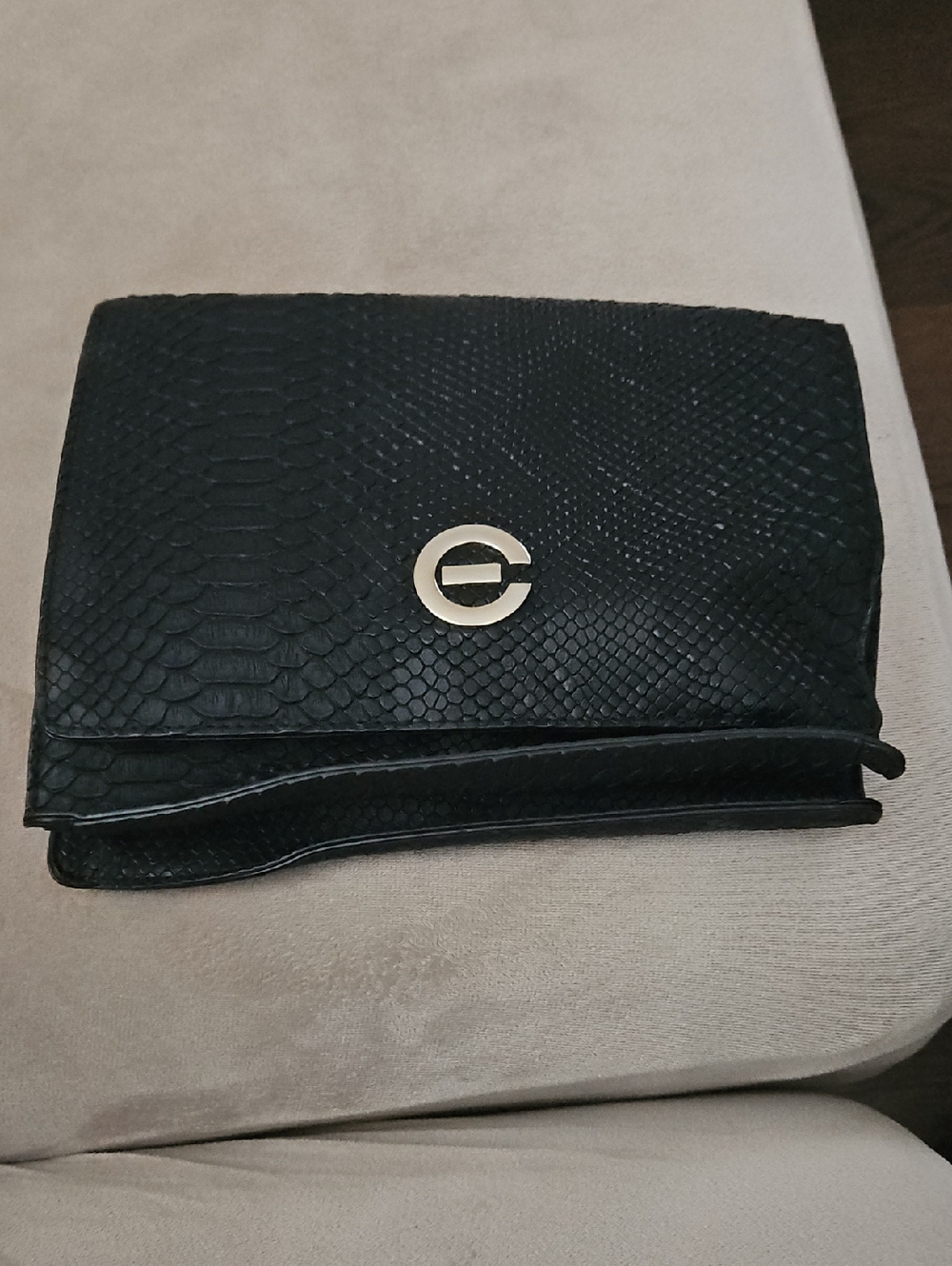 Black Textured Crossbody Bag with Gold Accent